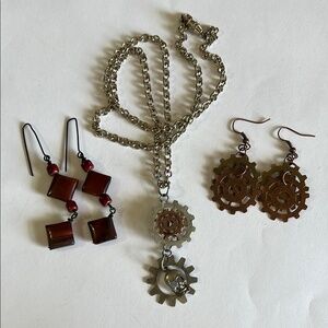 Steampunk Silver and Brown Gear Necklace and Earring Set